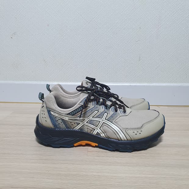 아식스 젤 벤츠9 와이드 운동화 275