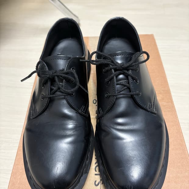 닥터마틴 1461 모노 260