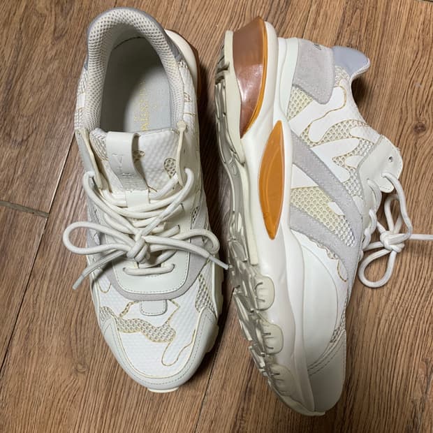 발렌티노 가라바니 바운스 스니커즈 EU(42) (270)