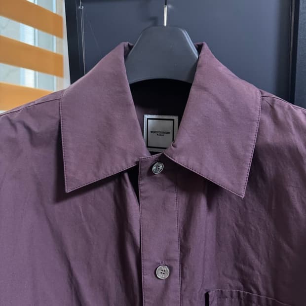 우영미 버건디 크롭셔츠 50