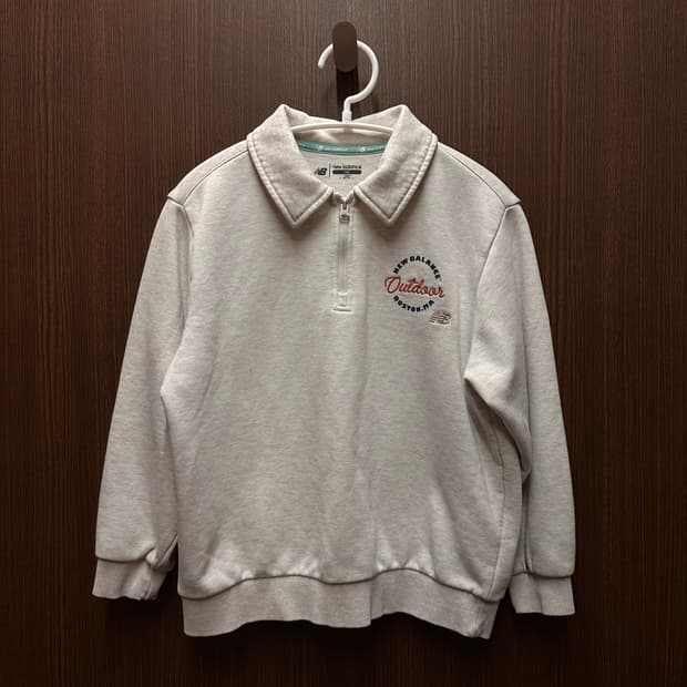 뉴발란스 반집업 맨투맨 140