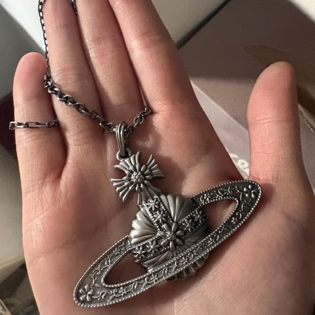 비비안웨스트우드 자이언트 orb 펜던트 목걸이