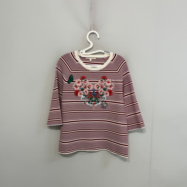 마쥬 플라워 자수 니트 2사이즈 새상품급 