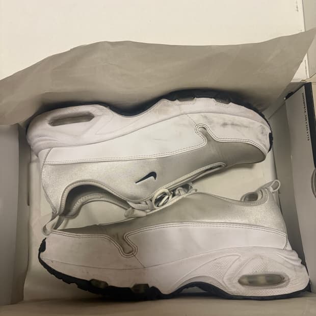 나이키x꼼데가르송 옴므 플러스 에어맥스 썬더 sp 화이트 270