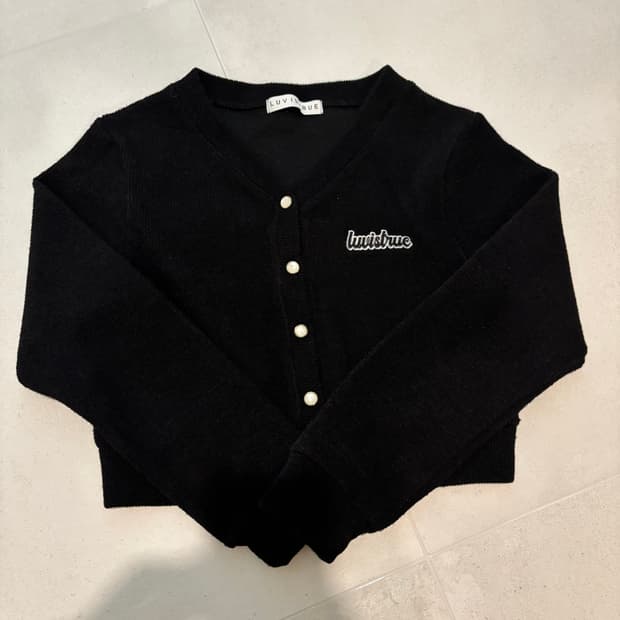 러브이즈트루 니트 가디건