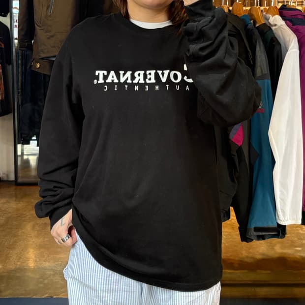 커버낫 로고 블랙 롱슬리브