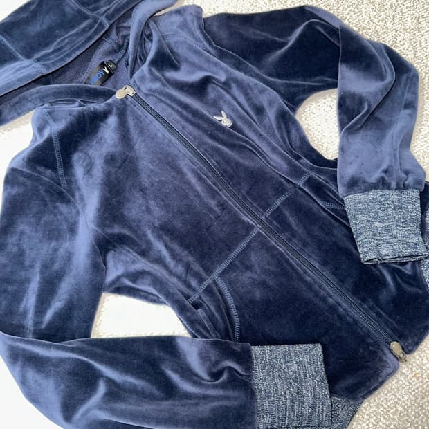 플레이보이 벨벳 크롭 트레이닝복 후드집업