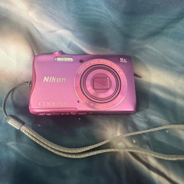 니콘 쿨픽스 s3700 핑크 카메라