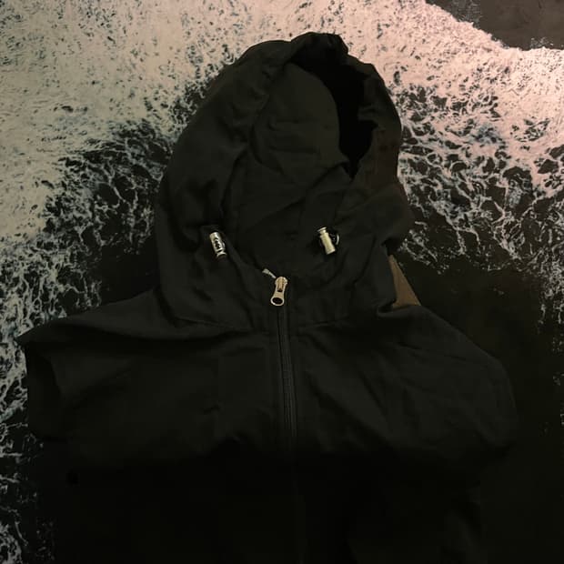 Vintage nylon hoodie vest (unisex)