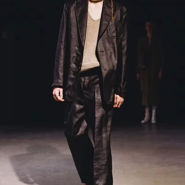 아워레가시 머드 다이드 실크 셋업 50