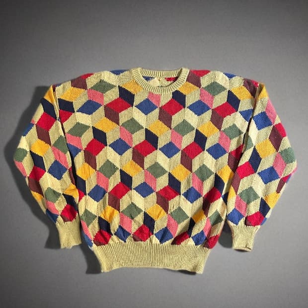 8~90s 빈티지 3D 큐브 패턴 니트