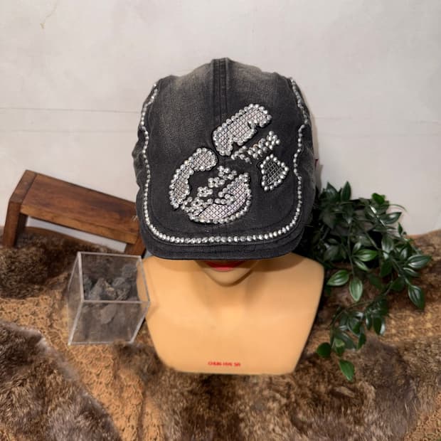 Washing denim cubic buckle hunting cap