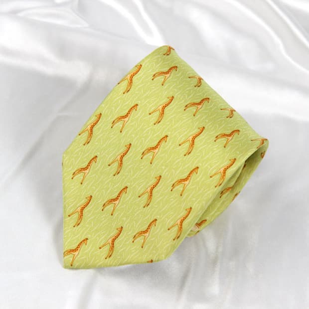 페라가모 9.3cm A+등급 기린 남자 명품 넥타이