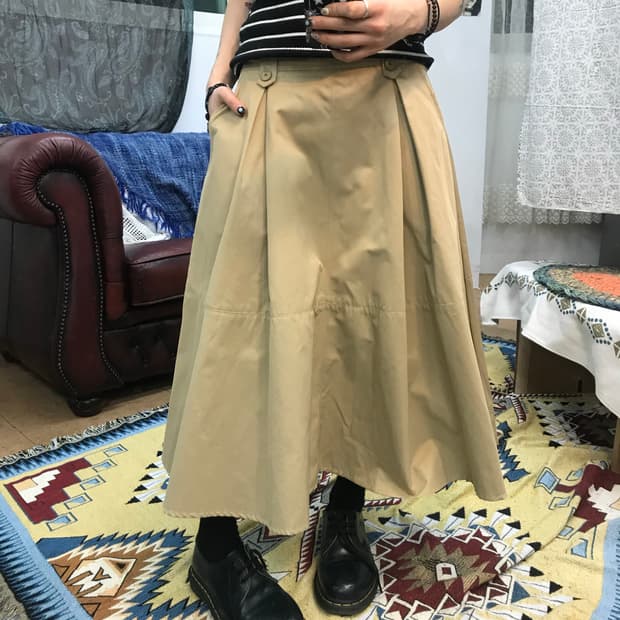 여성 코튼 핀턱 미디스커트 