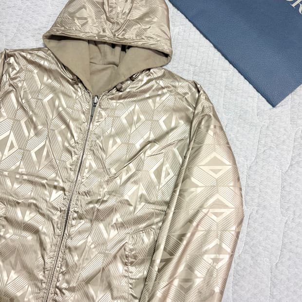 디올 다이아몬드 리버서블 후드집업