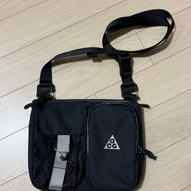 나이키 acg 데이맥스 크로스백 크로스바디백 3L