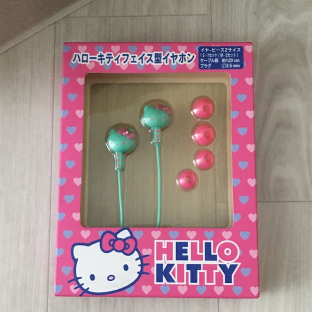 (희귀) 고전 산리오 헬로키티 민트 큐빅 이어폰