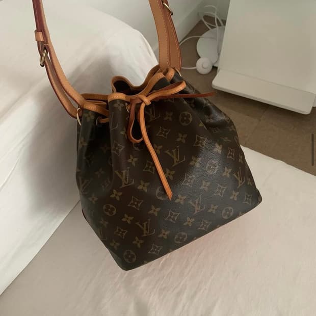 루이비통 모노그램 노에 버킷잭