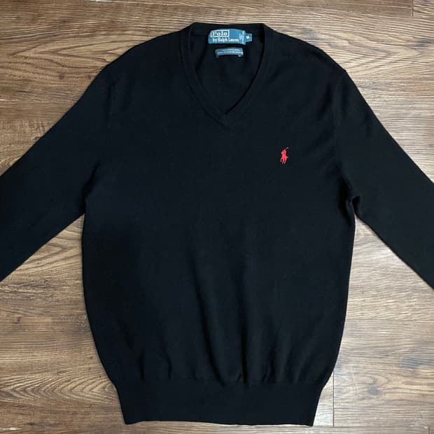 폴로 블랙 메리노울 니트 스웨터