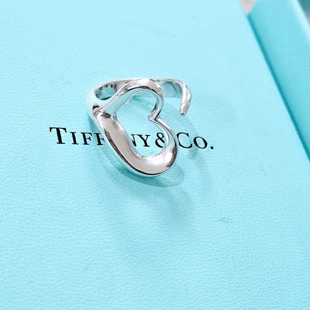 티파니앤코 오픈하트 반지 [국내9호/8~10호조절가능]