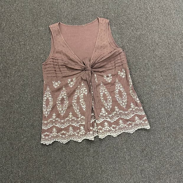 OS)Japanese vintage 여성 리본 레이스 자수 디테일 나시