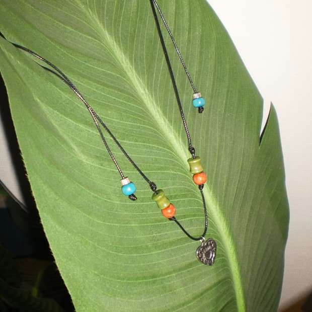 Necklace - Peach 🍑