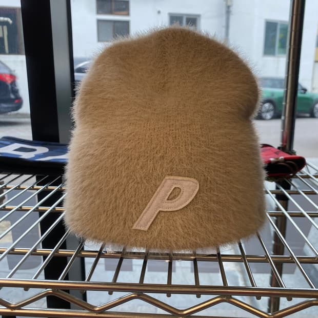 Palace 팔라스 모헤어 비니 lvory