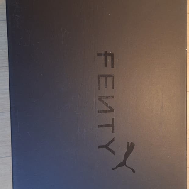 (새제품) 푸마 펜티 크리퍼(리한나 콜랩) 스니커즈 민트 260m