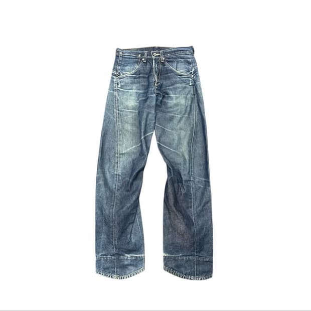 리바이스 엔지니어드 판매합니다