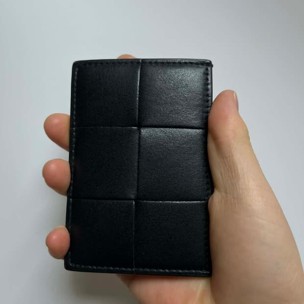 보테가베네타 신형 카세트 맥시 카드지갑