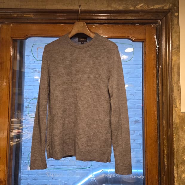 솔리드옴므 니트