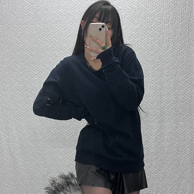 씨피컴퍼니 빈티지 모던시크 와펜 롱슬리브 맨투맨 L C09263