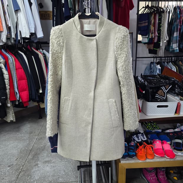 SJSJ 아이보리 부클레 숏코트 (1366)