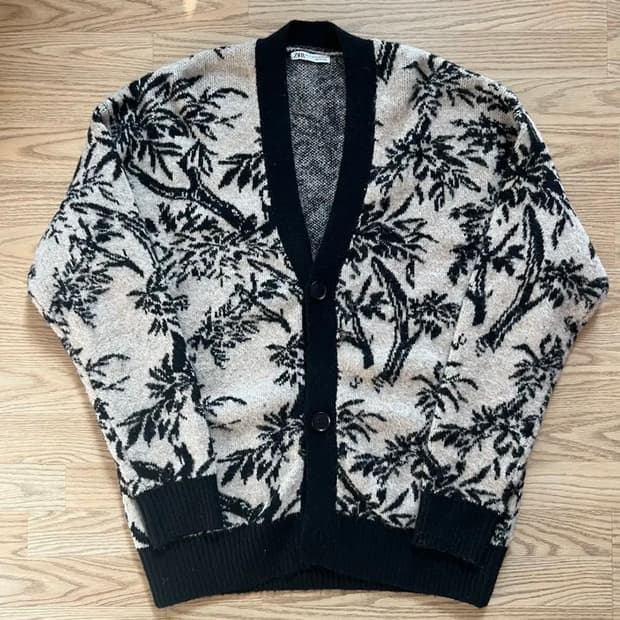 [ZARA] 자라 패턴 니트 가디건