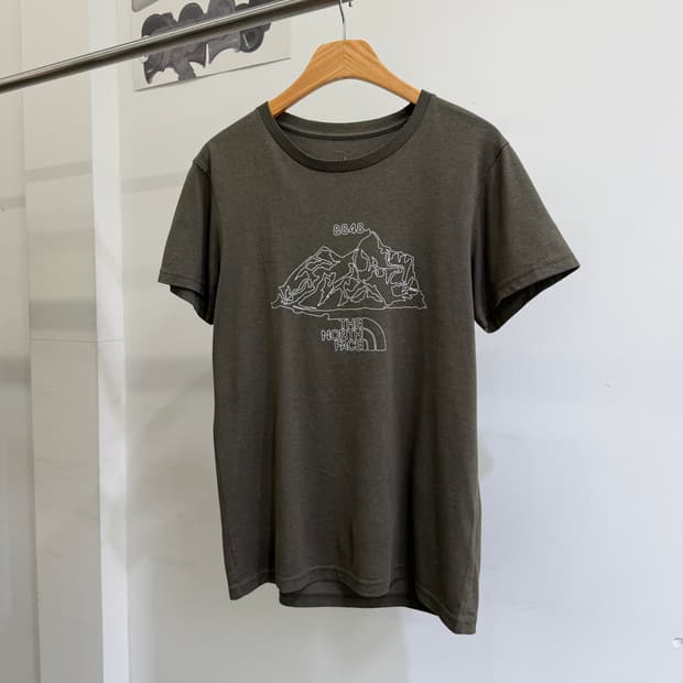 THE NORTH FACE 반팔 티셔츠 