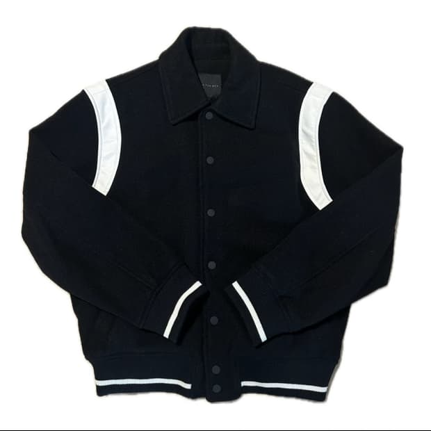 스파오 바시티 자켓