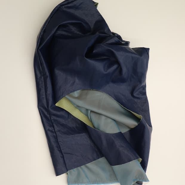 [Punctum Test] "O" skirt on blue