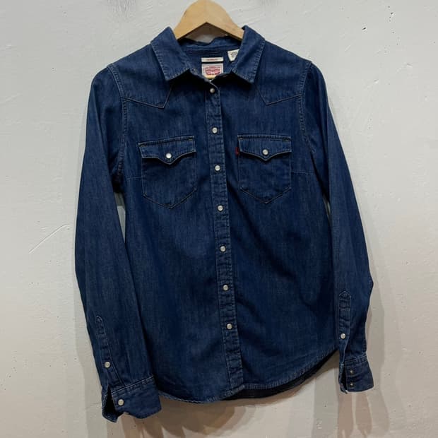 리바이스 웨스턴 데님셔츠 우먼즈