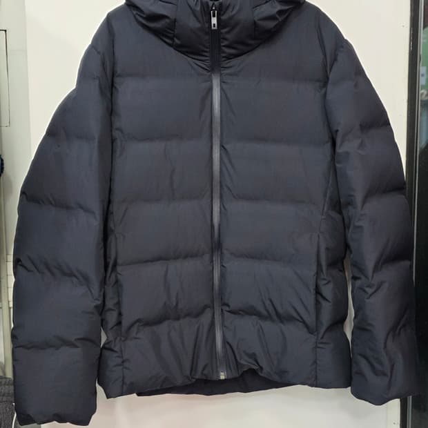 유니클로 남성 덕다운 패딩