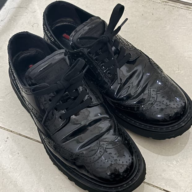 프라다 윙팁 더비슈즈 eu36.5 유광