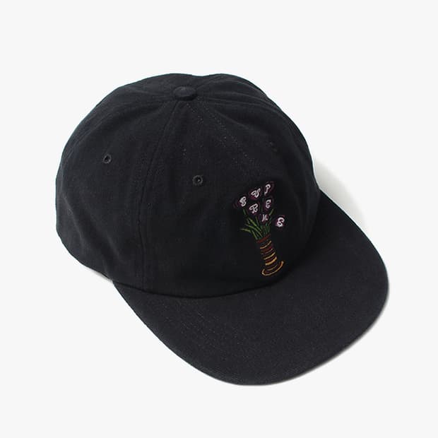  SUPREME "Black Cap"