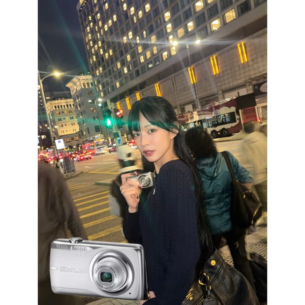 (이채영,아이사pick) 카시오 Exilim EX-Z550|빈티지디카