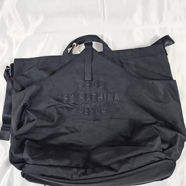 데우스헬리녹스런드리백