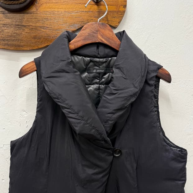 F) Johnbull Black Down Vest