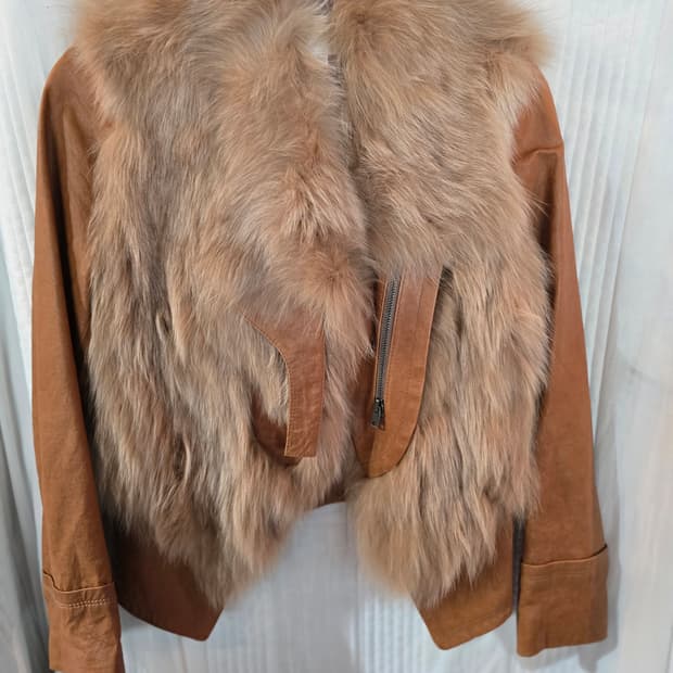 SI 브라운 퍼 여우 양가죽 자켓