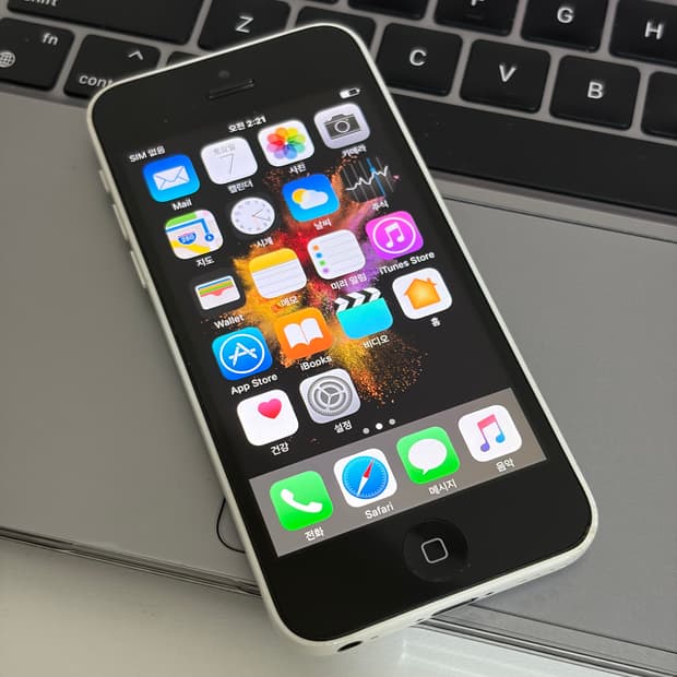 아이폰5c 화이트 32기가 #3851