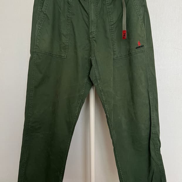 그라미치 뉴에라 밴딩 팬츠 (카키)