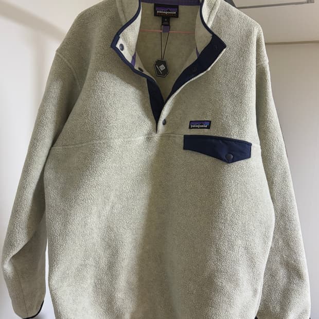 파타고니아 신칠라 M 팔아요