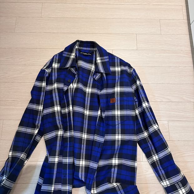 아크네 플란넬 블루 셔츠(김선호셔츠)