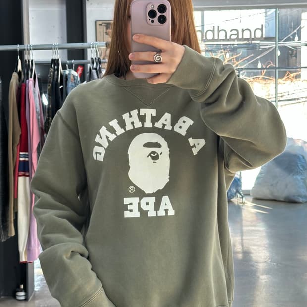 베이프 빅사루 말차 코튼 맨투맨